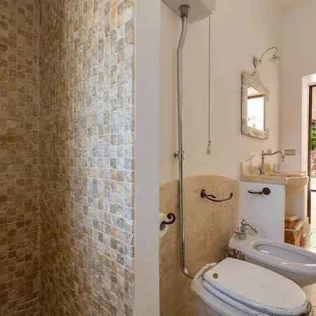 Trullo Dei Messapi * Ceglie Messapica