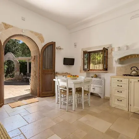 Trullo Dei Messapi Ceglie Messapica